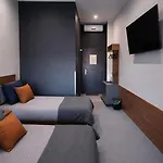 Butas Ogis In Centre *